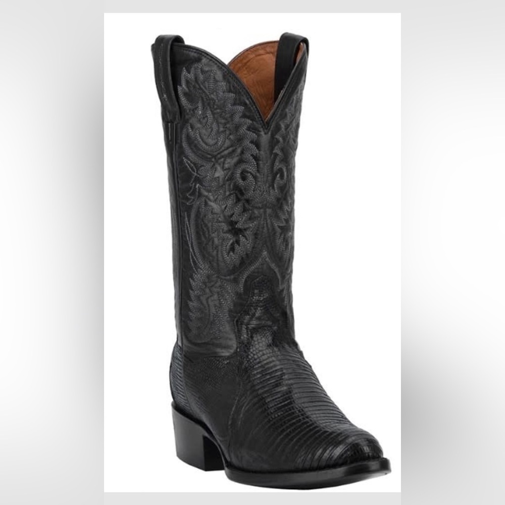 Nocona women’s size 7 black embroidered leather/lizard cowboy boot